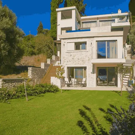Holiday home Petra W Garden And Bbq *